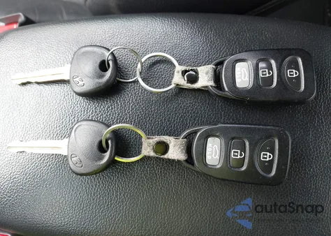 2013 Hyundai Elantra Limited from USA, damaged, VIN 5NPDH4AEXDH165770